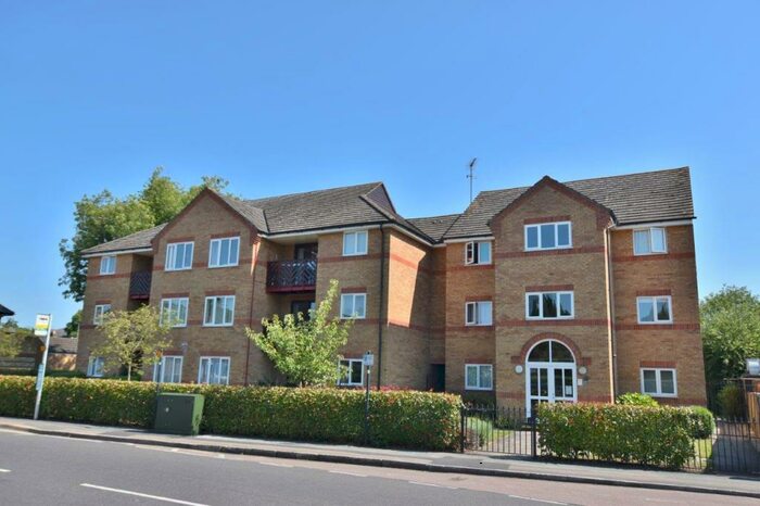 2 Bedroom Apartment To Rent In Braziers Quay, Bishops Stortford, CM23