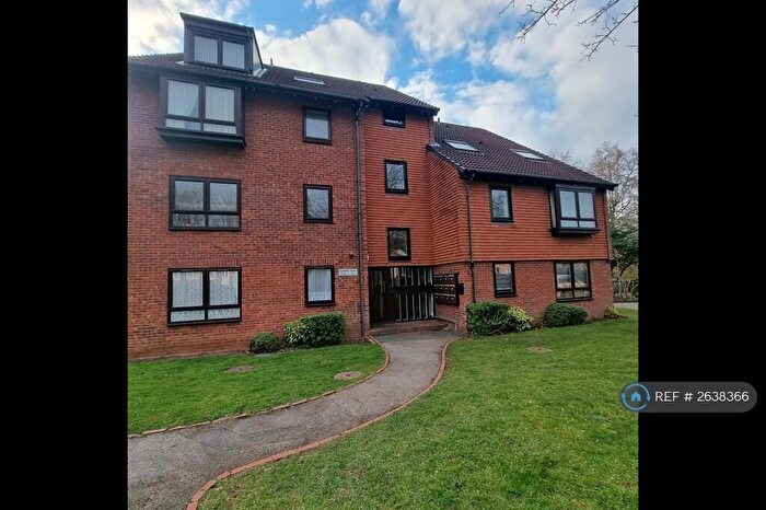 2 Bedroom Flat To Rent In Norfolk House, Birmingham, B30