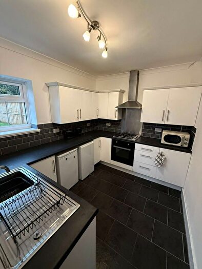 3 Bedroom End Terrace House To Rent In Llwyncelyn, Fforestfach, Swansea, SA5