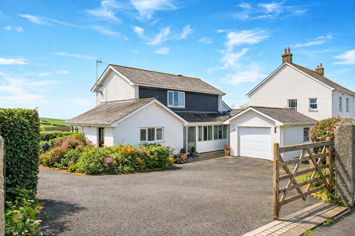 3 Bedroom Detached House For Sale In Vicarage Road, Tywardreath, PL24