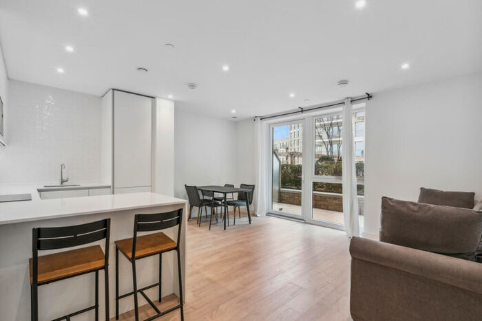 2 Bedroom Flat To Rent In Allium House, Caldon Boulevard, HA0