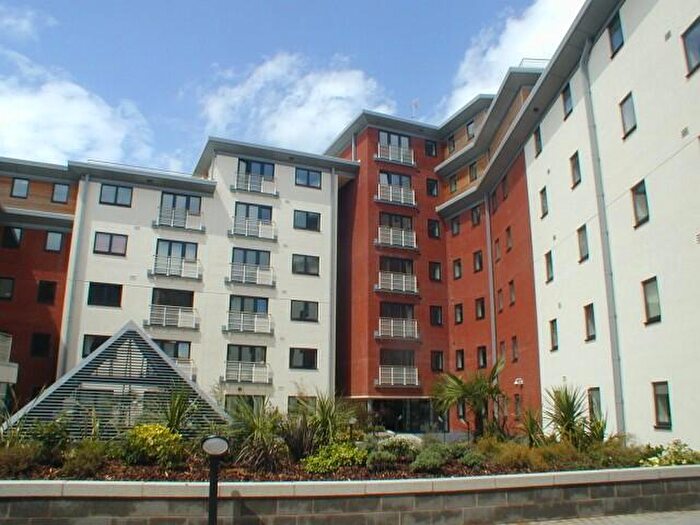 Apartment To Rent In Watermarque, B16