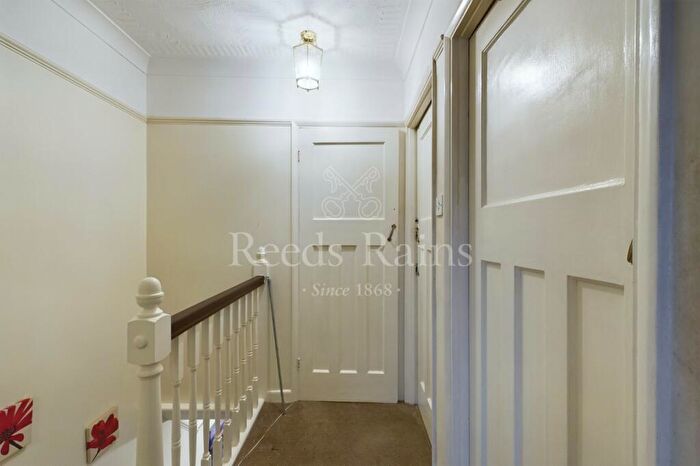 3 Bedroom Terraced House For Sale In Walkley Road, Dartford, Kent, DA1