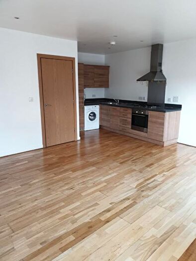 1 Bedroom Detached House To Rent In Dalston Lane, Hackney, London, Ab, United Kingdom, E8