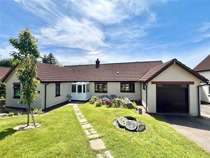 4 Bedroom Bungalow For Sale In Great Meadow, Dulverton, Somerset, TA22