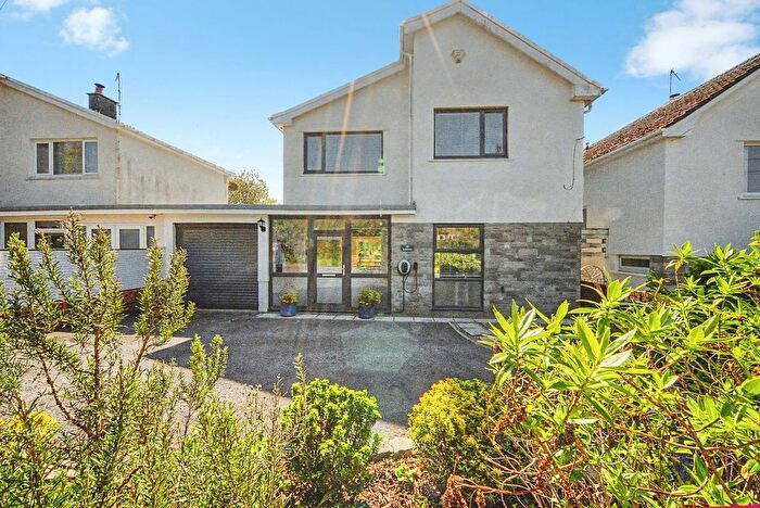 4 Bedroom Link Detached House For Sale In Chapel Road, Three Crosses, Swansea, SA4