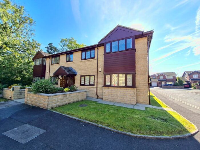 2 Bedroom Flat To Rent In Victoria Mews, Unsworth, Bury, BL9