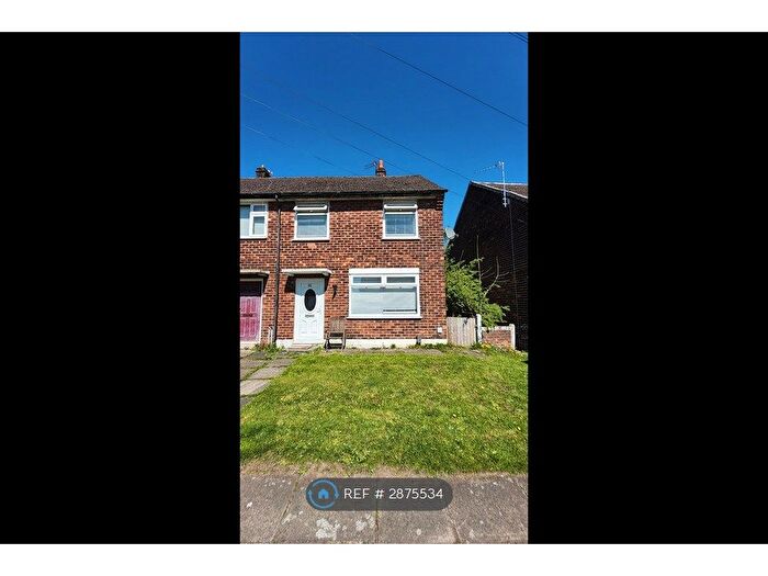 2 Bedroom Semi-Detached House To Rent In Rufford Drive, Manchester, M45