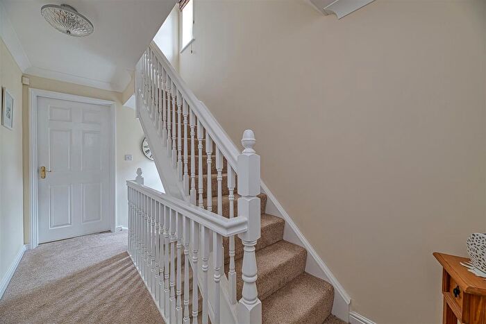 3 Bedroom End Terrace House For Sale In Ashford Drive, Appleton, Warrington, WA4