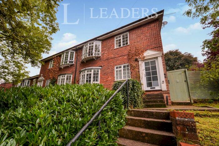 2 Bedroom Apartment To Rent In Melville Court, NG3