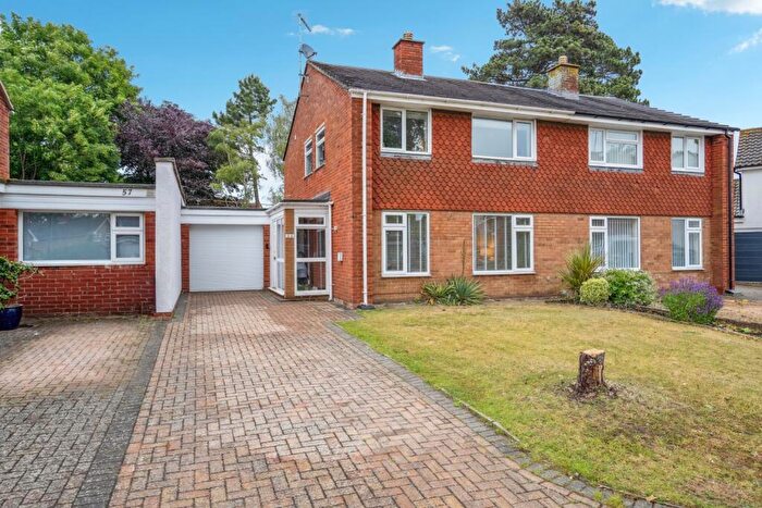 3 Bedroom Semi-Detached House To Rent In The Motte, Abingdon, OX14