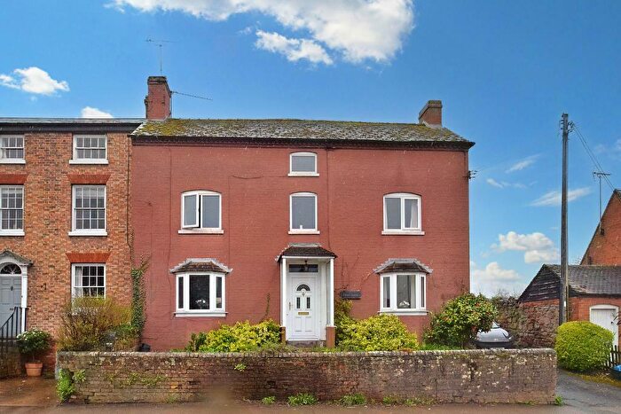 5 Bedroom End Of Terrace House For Sale In The Village, Dymock, GL18
