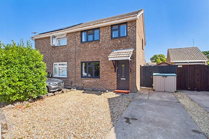 3 Bedroom Semi-Detached House For Sale In Contemporary Family Living Close To Clevedon Seafront, BS21