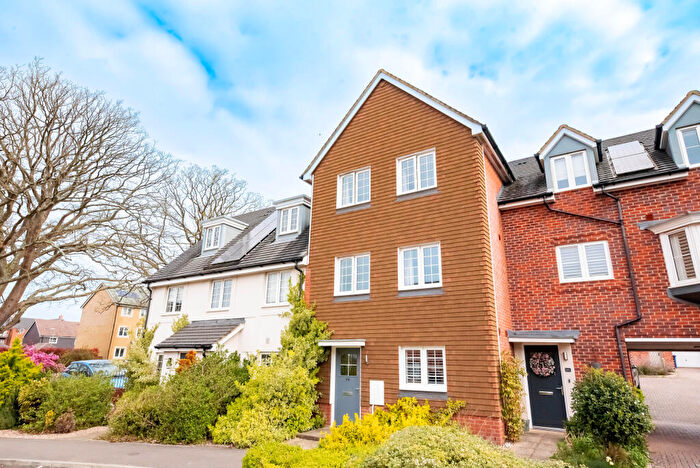 4 Bedroom Semi Detached House For Sale In Jubilee Drive, Church Crookham, Hampshire, GU52