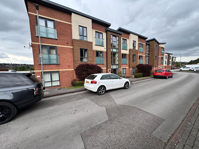 2 Bedroom Apartment To Rent In Pullman Court, Tudor Way, Leeds, LS11