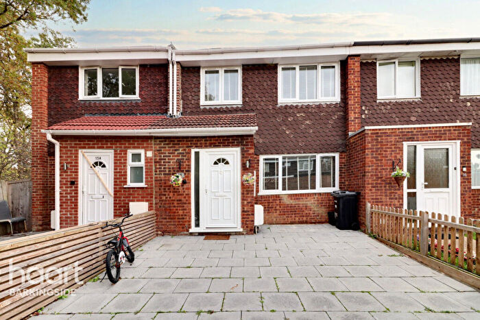 3 Bedroom Terraced House For Sale In Copper Beech Close, Clayhall, IG5