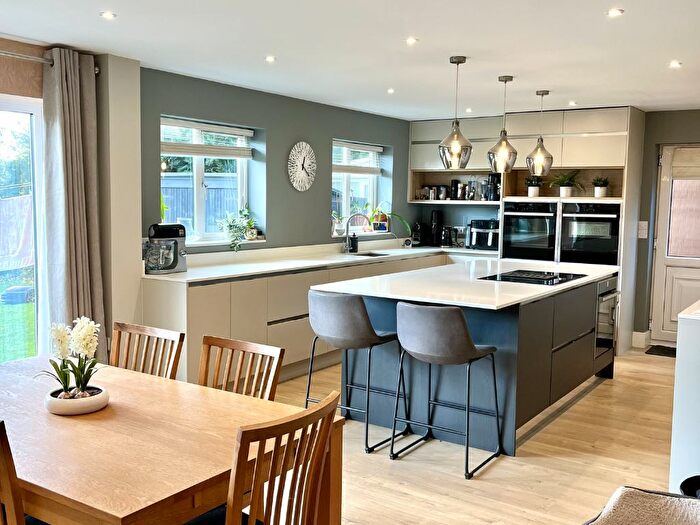 5 Bedroom Detached House To Rent In Mill Close, Corby Glen, NG33