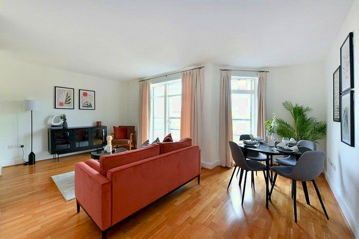 2 Bedroom Flat To Rent In Merchants House, Collington Street, London, SE10