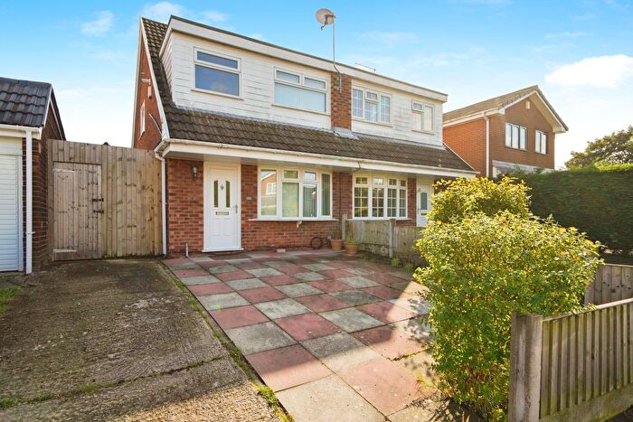 3 Bedroom Property To Rent In Dearnford Avenue, Wirral, CH62