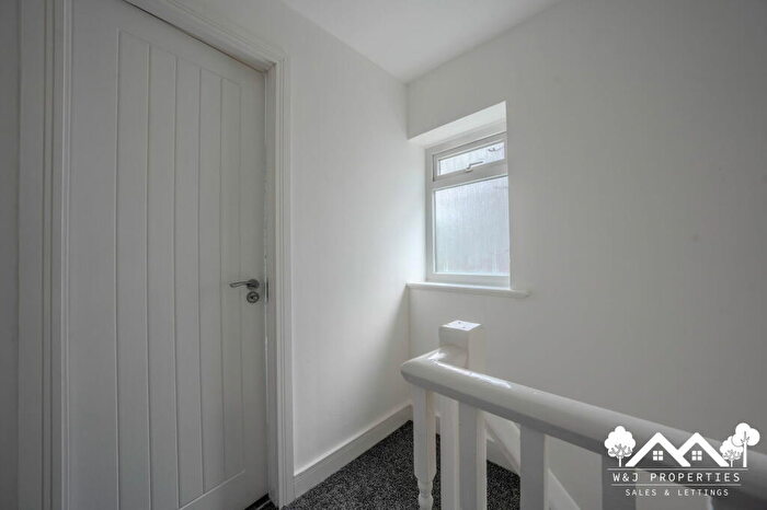2 Bedroom End Of Terrace House For Sale In Berry Hill Avenue, Knowsley, Prescot, L34