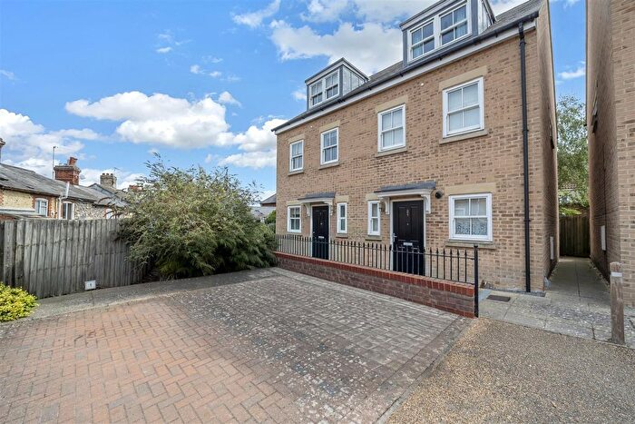3 Bedroom Semi-Detached House For Sale In Old Stable Yard, Bury St Edmunds, IP33