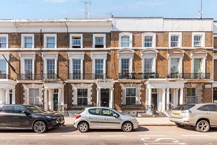 3 Bedroom Flat To Rent In Holland Road, Holland Road, W14
