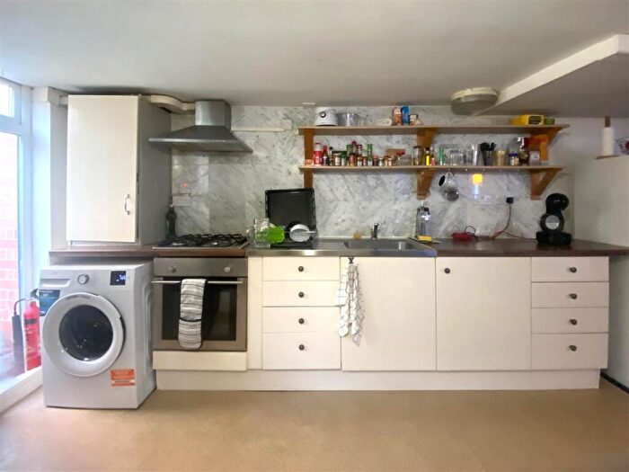 1 Bedroom Apartment To Rent In Moon Street, Stokes Croft, Bristol, BS2