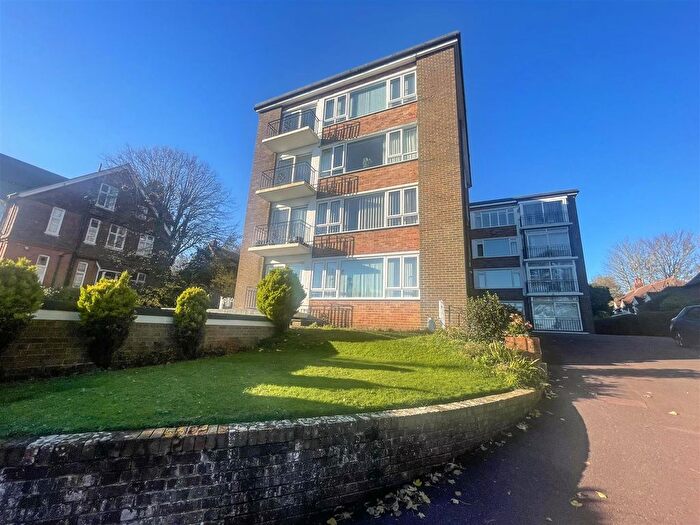 2 Bedroom Flat To Rent In Carlisle Road, Eastbourne, BN20