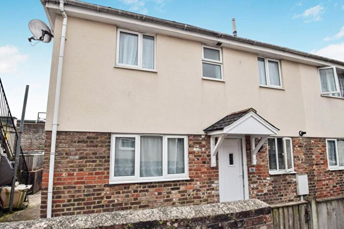 2 Bedroom Semi-Detached House To Rent In Polegate, BN26