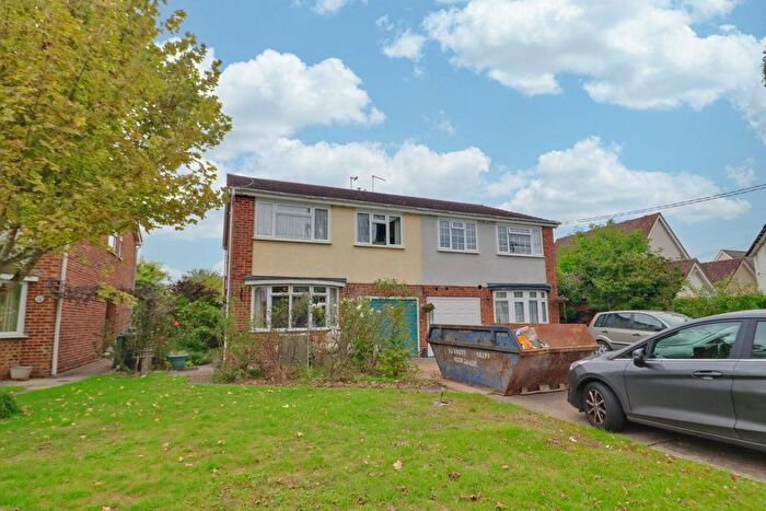 4 Bedroom Semi-Detached House For Sale In Church End, Panfield, CM7