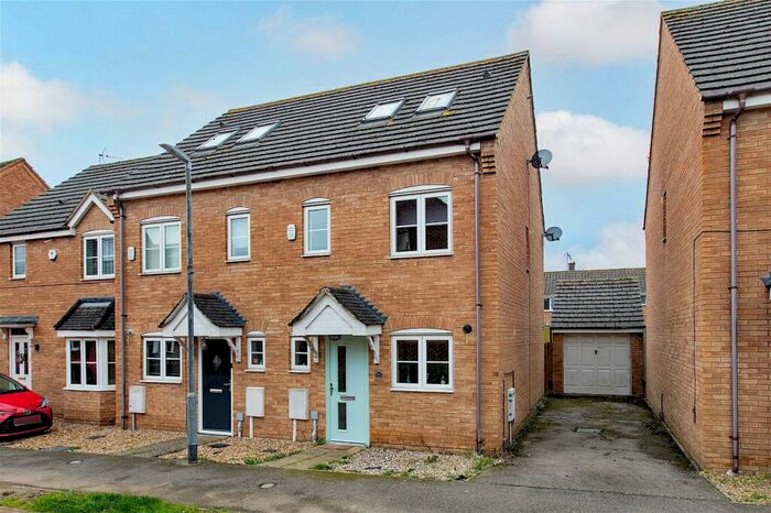 3 Bedroom Semi-Detached House For Sale In Watson Close, Corby, Northamptonshire, NN17