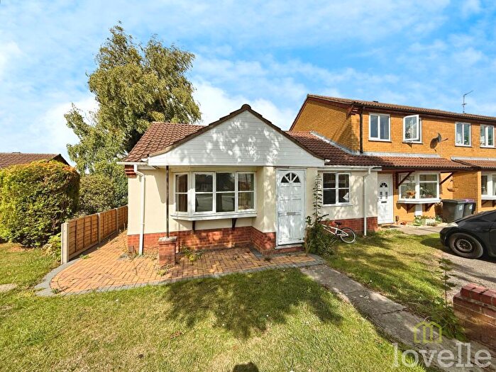 2 Bedroom Bungalow For Sale In Willow Court, Bracebridge Heath, Lincoln, LN4