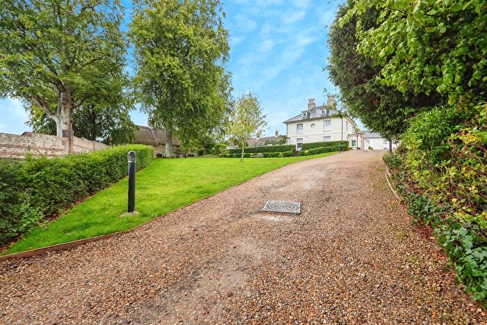 2 Bedroom Flat For Sale In The Folly, Cerne Abbas, Dorchester, DT2