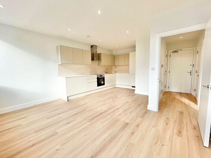 1 Bedroom Flat To Rent In Lyon Road, Harrow, HA1