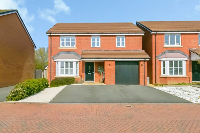 4 Bedroom Detached House For Sale In Railway Road, Rhoose, Barry, CF62