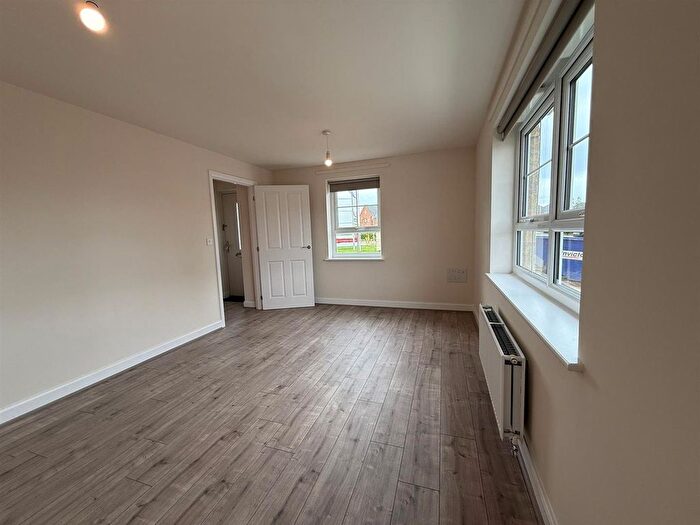 3 Bedroom Detached House To Rent In Hylton Close, Liverpool, L23