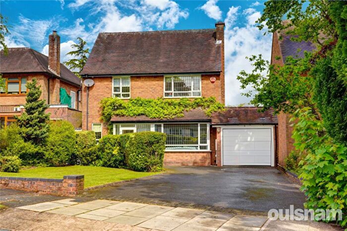 4 Bedroom Detached House For Sale In Hazelbank, Kings Norton, Birmingham, West Midlands, B38