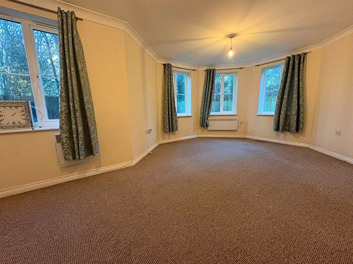 2 Bedroom Property To Rent In Hemming Way, Norwich, NR3