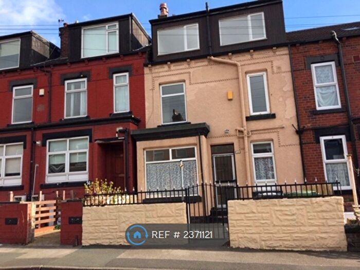 3 Bedroom Terraced House To Rent In Brownhill Terrace, Leeds, LS9