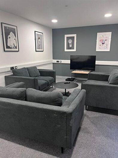 1 Bedroom Flat To Rent In Great Patrick Street, Belfast, BT1