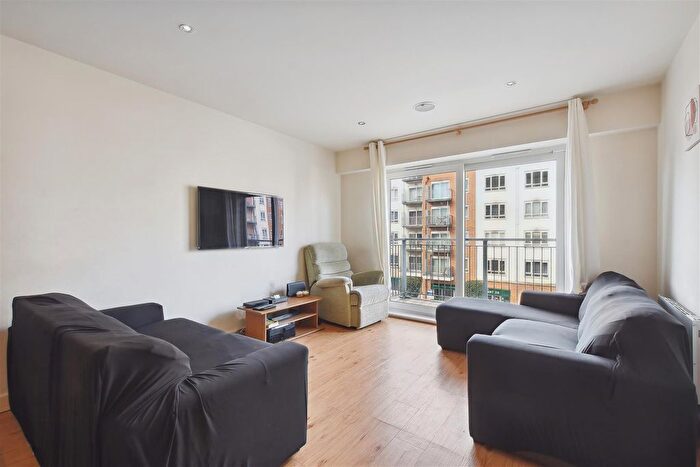 2 Bedroom Flat For Sale In Heritage Avenue, London, NW9