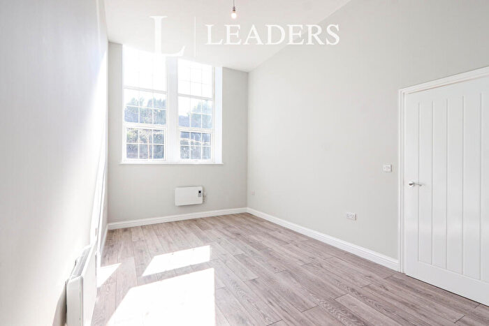 1 Bedroom Apartment To Rent In Brockwood Park, Sheffield, S13