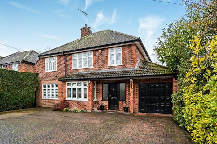 4 Bedroom Detached House For Sale In Luddington Avenue, Virginia Water, Surrey, GU25