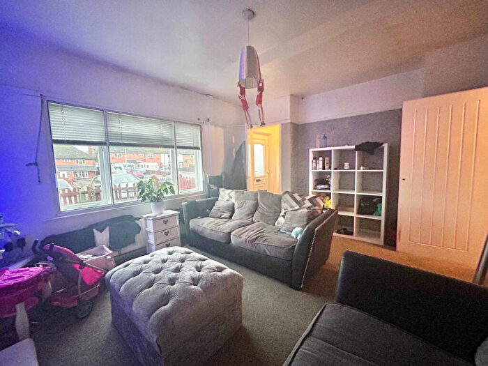 3 Bedroom Terraced House For Sale In Hungarton Boulevard, Leicester, LE5