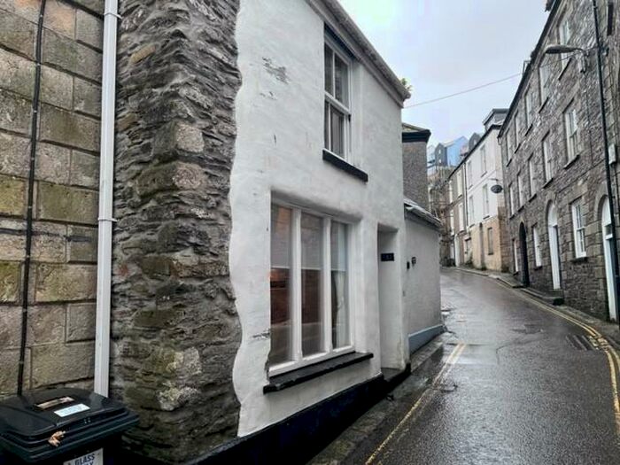 2 Bedroom House To Rent In Mevagissey, PL26