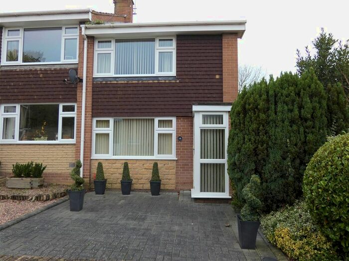 2 Bedroom Property To Rent In Ivy House Road, Whitstable, CT5