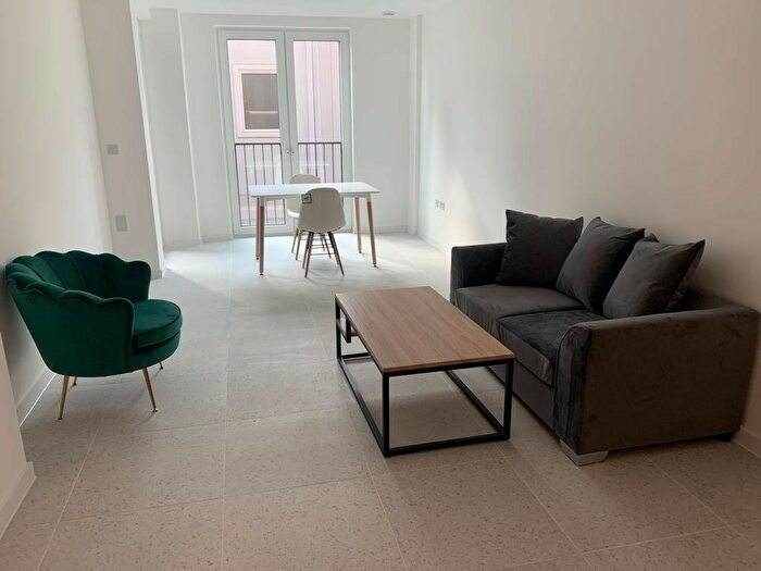 1 Bedroom Flat To Rent In Tapestry Way London, E1