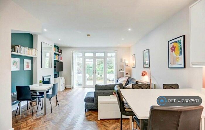 4 Bedroom Terraced House To Rent In The Upper Drive, Hove, BN3