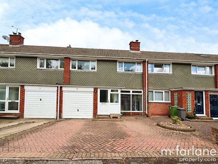 3 Bedroom Terraced House For Sale In Towcester Road, Swindon, SN3