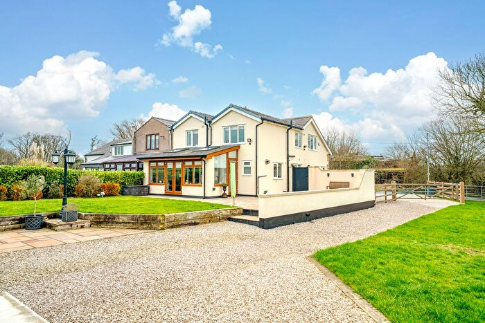 3 Bedroom Cottage For Sale In Chapel Cottage, Carr House Lane, Wrightington, WN6